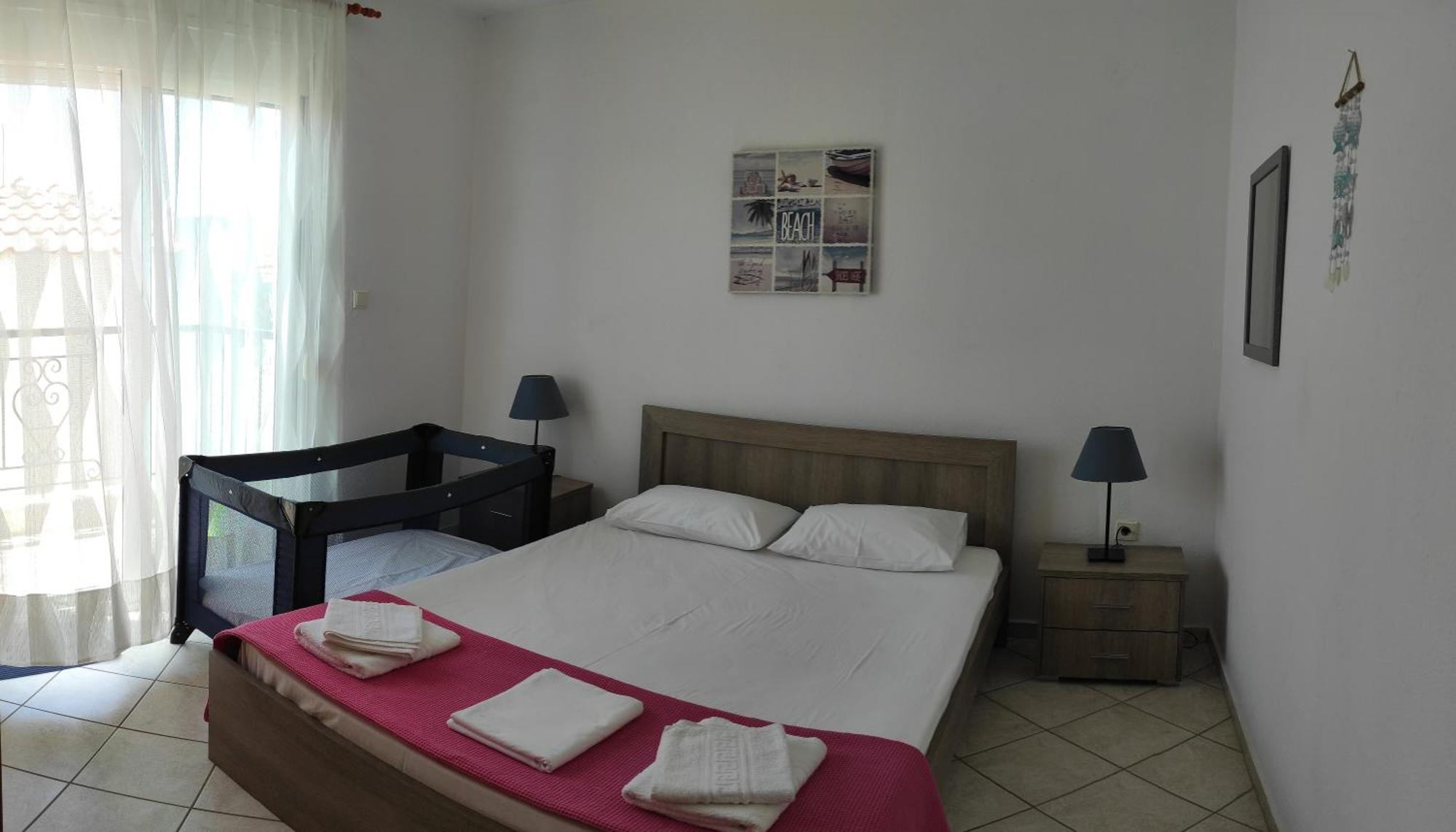 Roses Rt Apartments Skioni I Nea Skioni Luaran gambar