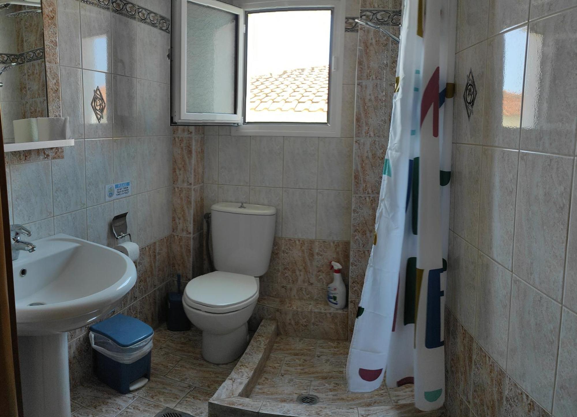 Roses Rt Apartments Skioni I Nea Skioni Luaran gambar