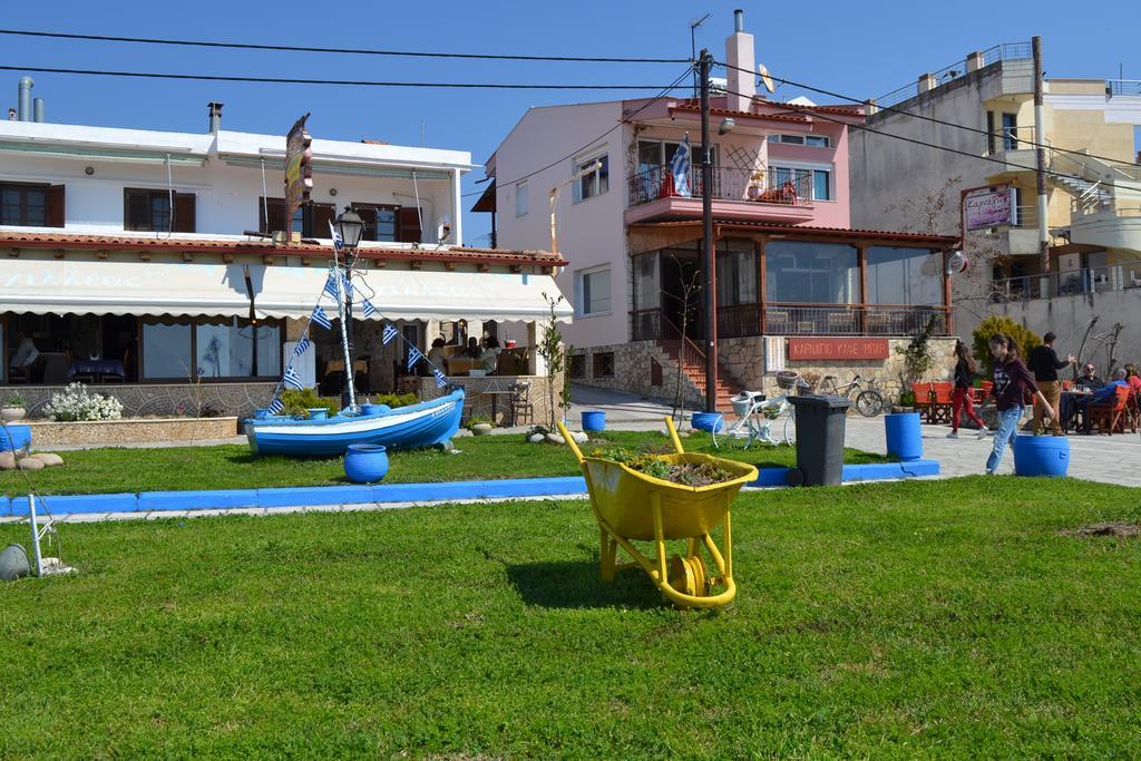 Roses Rt Apartments Skioni I Nea Skioni Luaran gambar